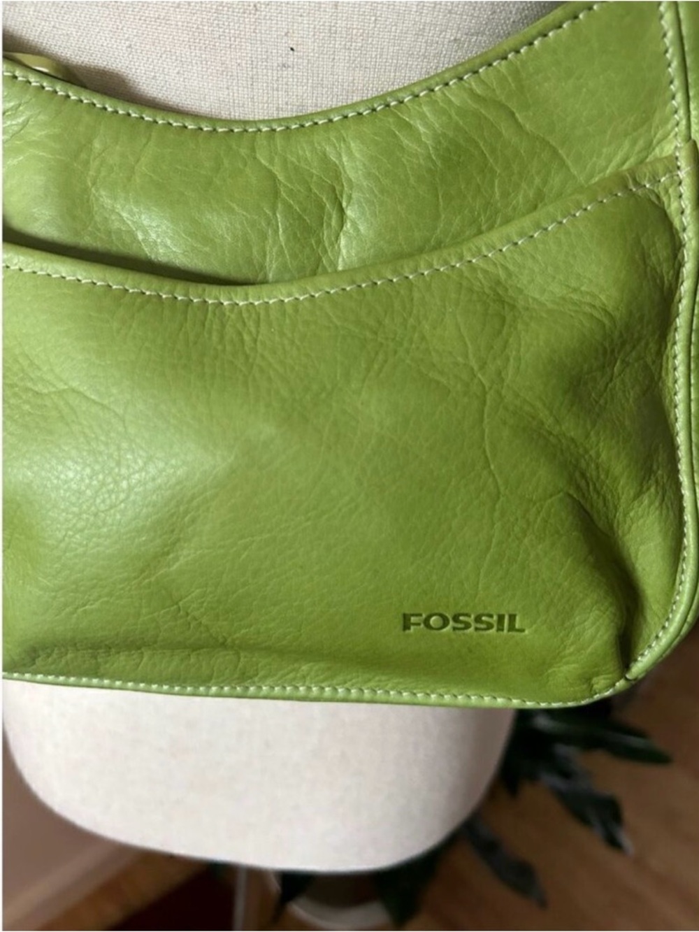 Fossil Lime Green Leather Crossbody Bag - Picture 2 of 7